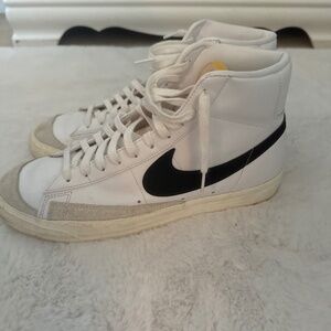 Nike men’s Blazer high tops size 11.5
